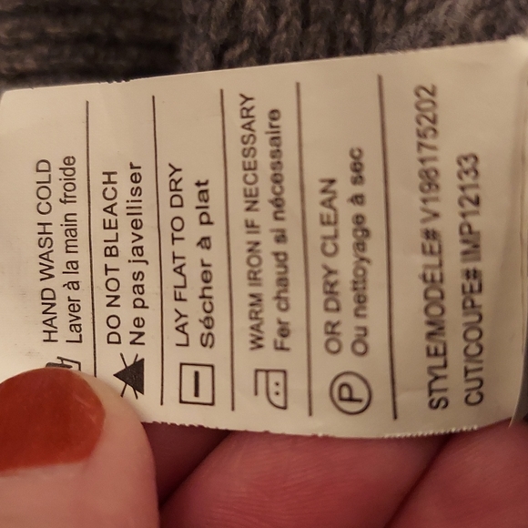 VINCE | CREW NECK | WOOL / YAK | OVERSIZE SWEATER | SZ XS - Picture 6 of 7